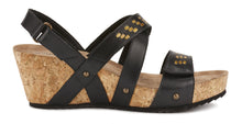 Tiernan: Black Leather NEW