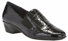 Teri: Black Croco Patent Print Leather