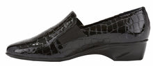 Teri: Black Croco Patent Print Leather