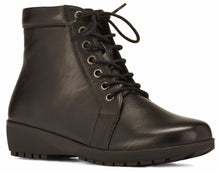 Ziggy: Black Leather