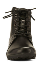 Ziggy: Black Leather