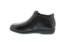 Zip: Black Leather